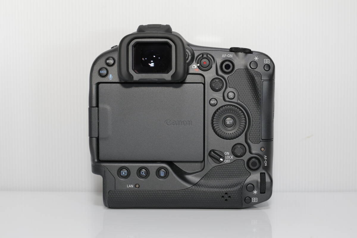 Canon EOS R3 ミラーレス一眼カメラ_画像3