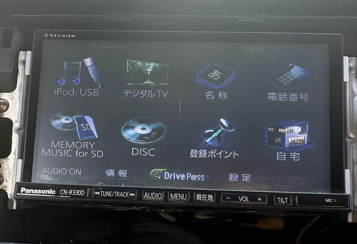 パナソニックストラーダ　メモリーナビ　CN-R330D　2014年データ　フルセグ　DVD再生　動作確認済 新品TVアンテナフィルム、GPS付_画像2