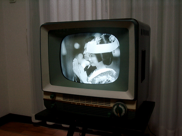 東芝真空管テレビ 型式T14EK 昭和３４年発売開始のテレビです オーバーホール整備済みです 真空管テレビ工房FC2の画像3