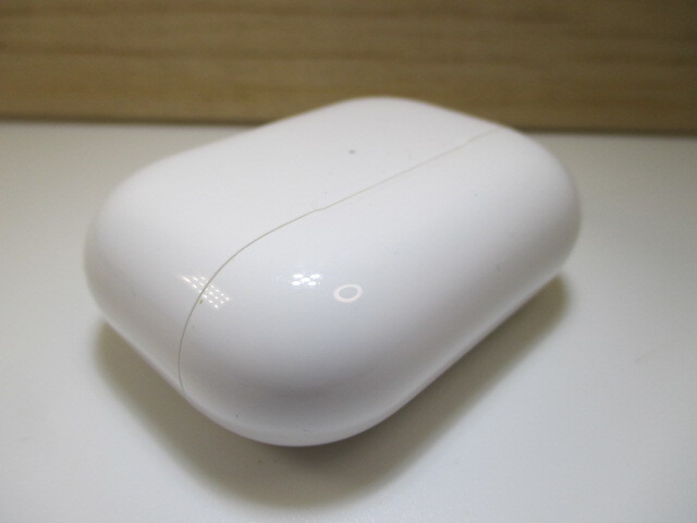 ☆Apple 純正 AirPods エアポッズプロ 第一世代 充電器 ケースのみ(A2190)⑥!!_画像3