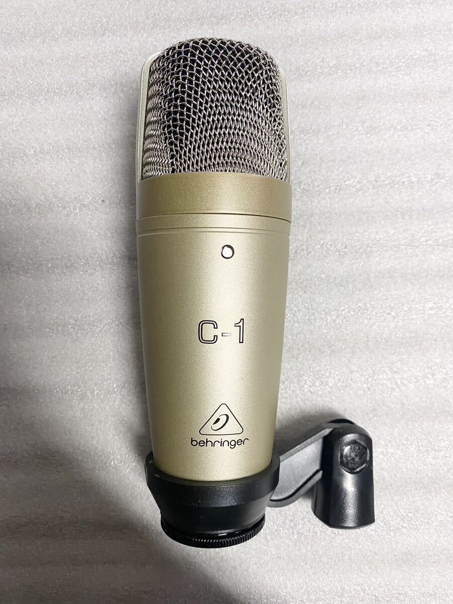  美品 BEHRINGER ベリンガー C-1 Studio Condenser Microphone コンデンサーマイクケース付 の画像2