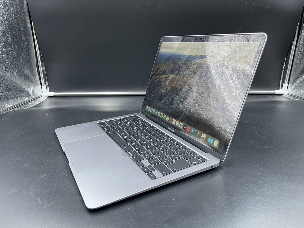 【美品】 Apple MacBook Air Retina A2179 2020 モデル Core i5 1.1GHz 13.3インチ _画像2