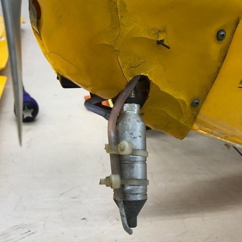 ラジコン飛行機 エンジンラジコンセスナ イエロー 黄 ※返品交換 ラジコン飛行機 エンジンラジコンセスナ イエロー 黄 ※返品交換