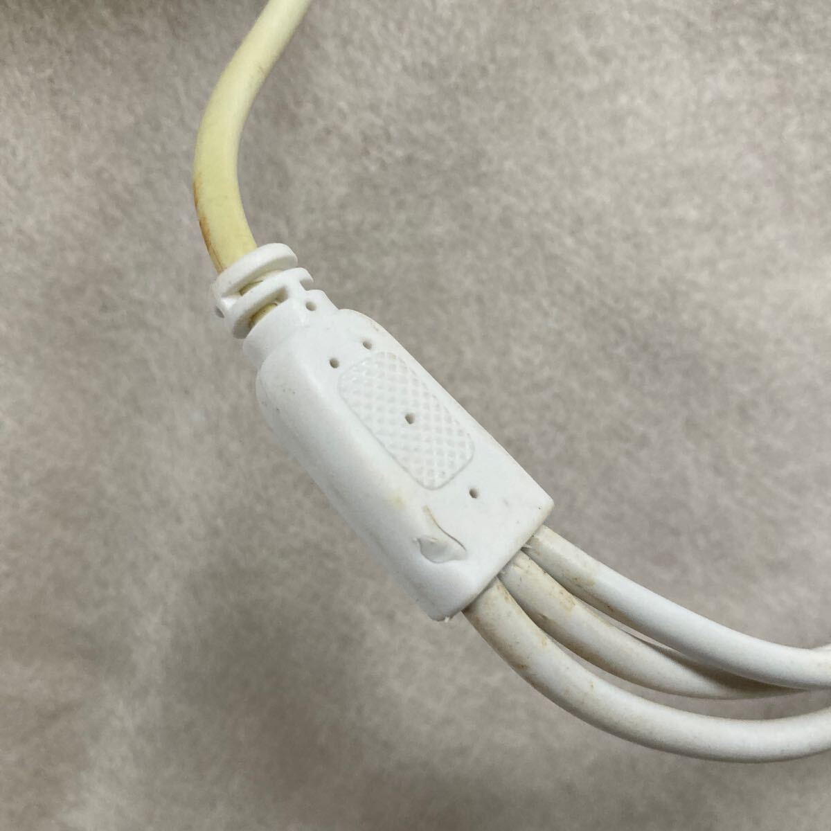 RCA удлинение кабель 20m 2 система RCA пин кабель мужской - мужской & источник питания имеется изображение звук видео удлинитель электропроводка комплект разделение камера системы безопасности белый 