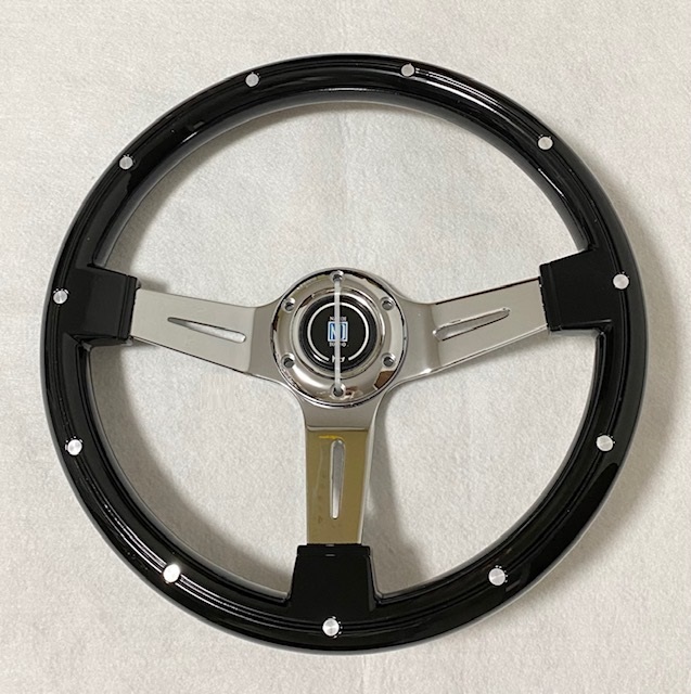 新品 ステアリング ビス リベット付き レトロ ハンドル ナルディ 新品 ステアリング ビス リベット付き レトロ ハンドル ナルディ