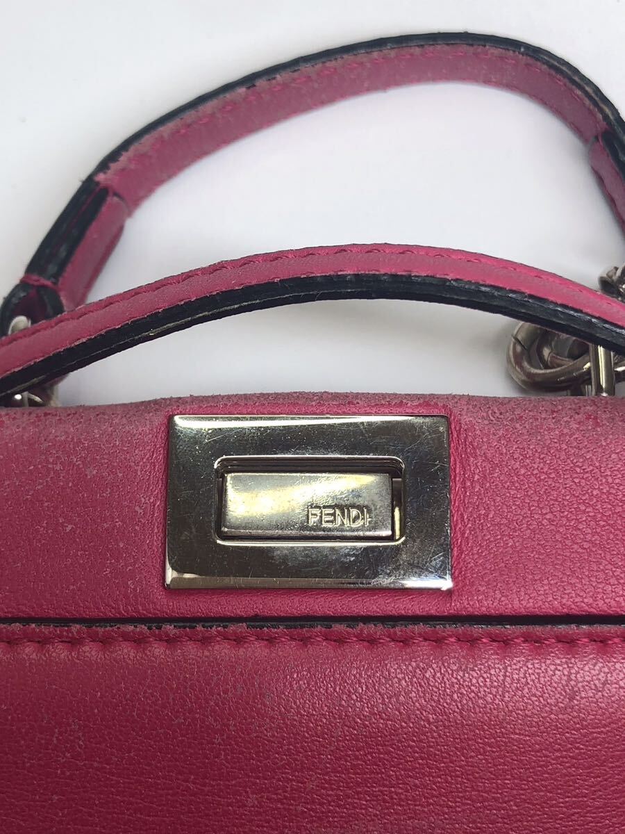 2-2024-0310 963 FENDI ピーカブー マイクロミニ8M0355 レザー ショルダーバッグ _画像3