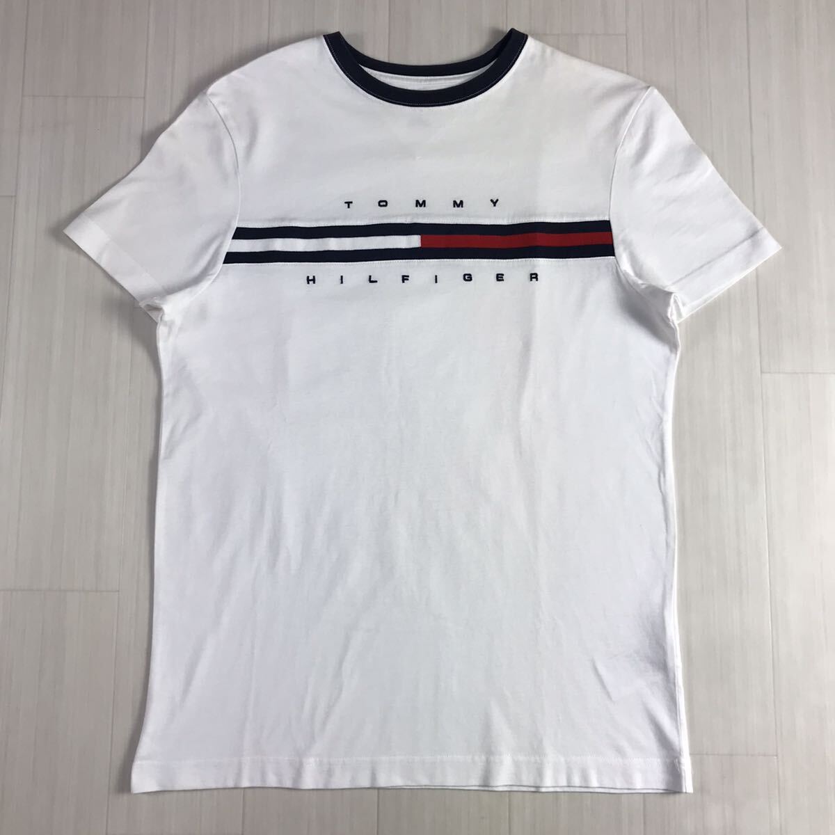 TOMMY HILFIGER トミー ヒルフィガー 半袖Tシャツ S ホワイト ビッグロゴ 刺繍 フラッグの画像2