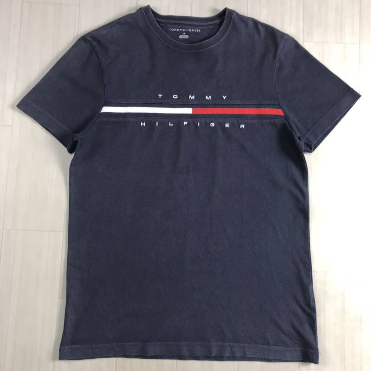 TOMMY HILFIGER トミーヒルフィガー 半袖Tシャツ S ネイビー 刺繍_画像2