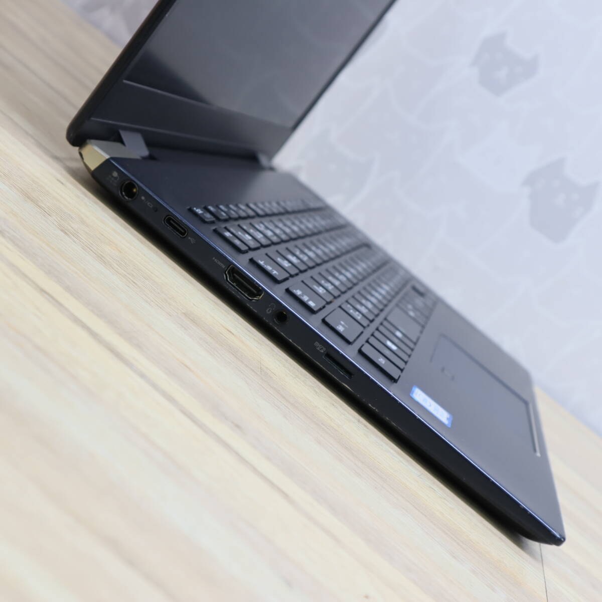 ★美品 高性能8世代4コアi5！M.2 NVMeSSD128GB メモリ8GB★G83/DN Core i5-8250U Webカメラ Win11 MS Office2019 Home&Business★P68952の画像6