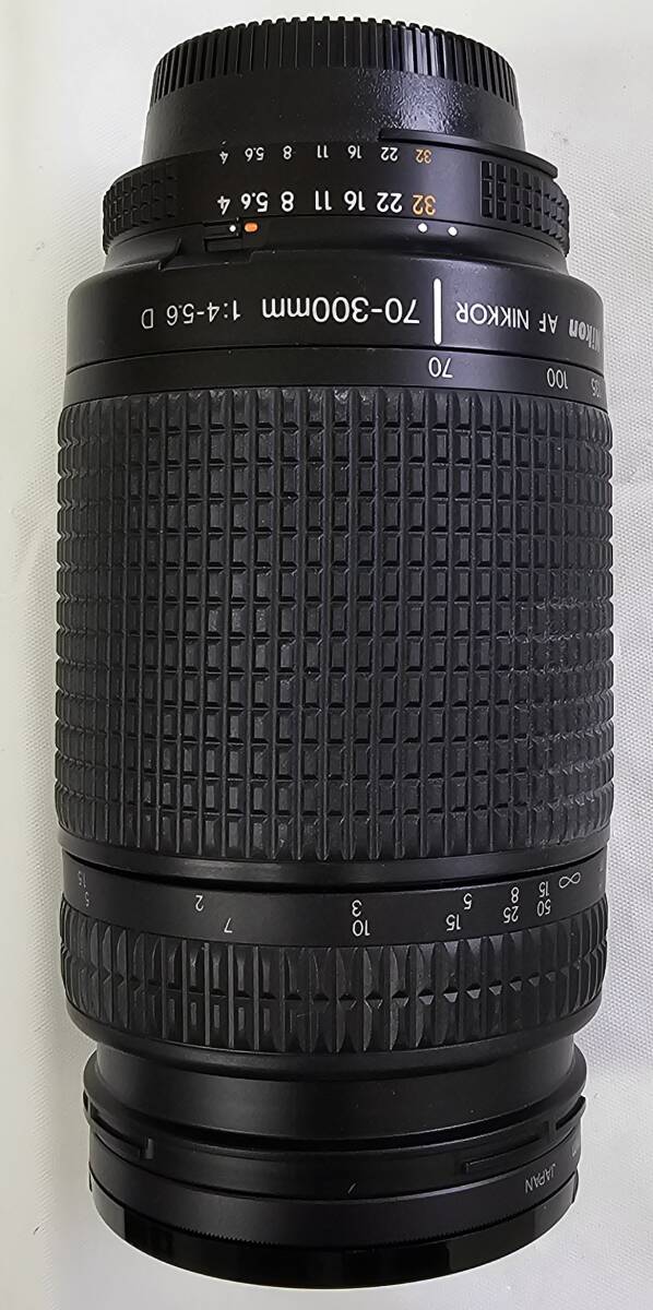 Nikon F60D Nikkor 28-80mm F3.5-5.6、70-300 F4-5.6 ケース付　フィルムカメラ　ダブルズームキット ニコン_画像8