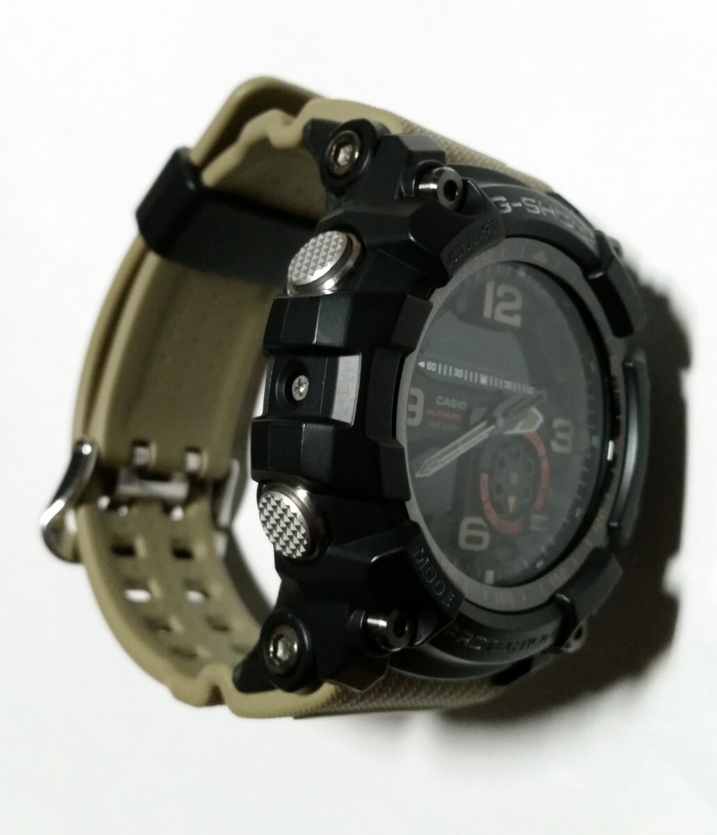 即決!超絶レア☆超美品☆G-SHOCK【MUDMASTER】マッドマスター GG-1000-1A5JF☆反転液晶☆カーキベルト☆電池(本物の証しSR927SW二個)交換済_※テカり,ムラは撮影時の反射です。