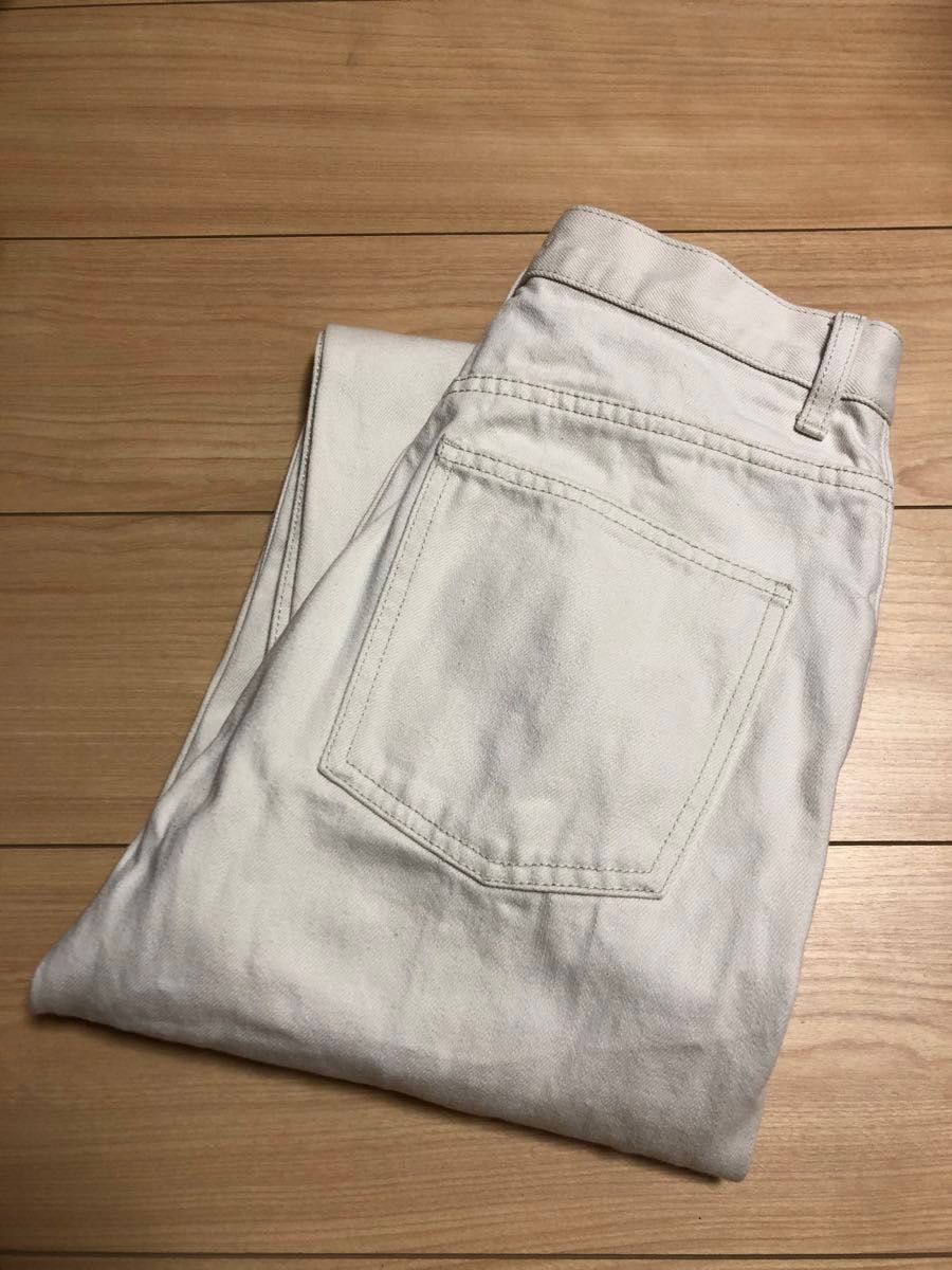 ユニクロ UNIQLO ホワイトジーンズ デニム W25インチ 63 5cm 美 ユニクロ UNIQLO ホワイトジーンズ デニム W25インチ 63 5cm 美