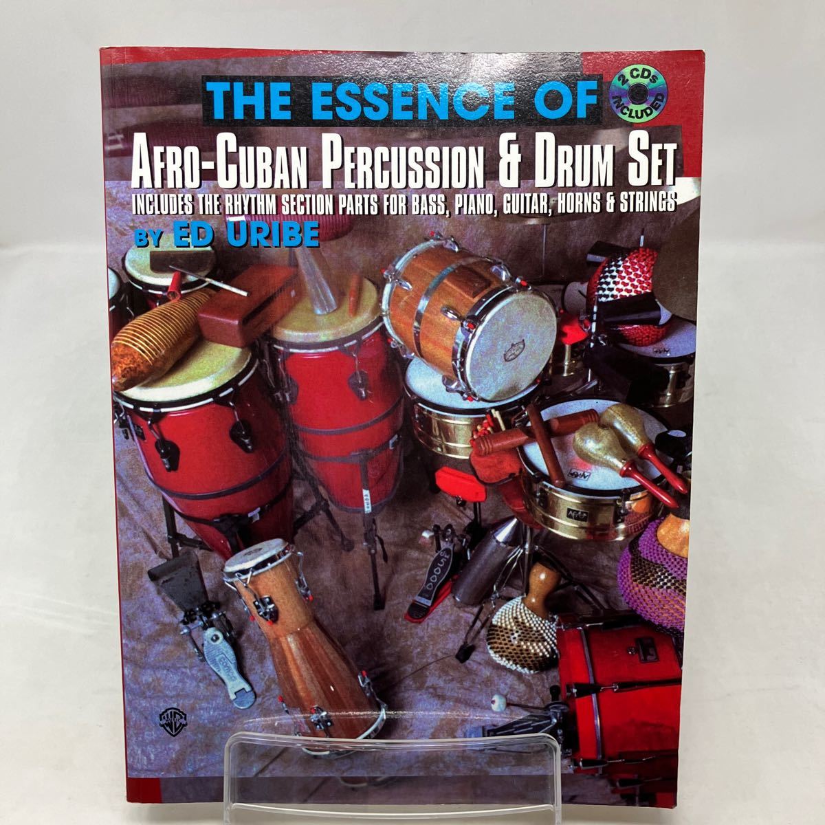 Y0301d【楽譜】THE ESSENCE OF AFRO-CUBAN PERCUSSION & DRUM SET CD付き_画像1