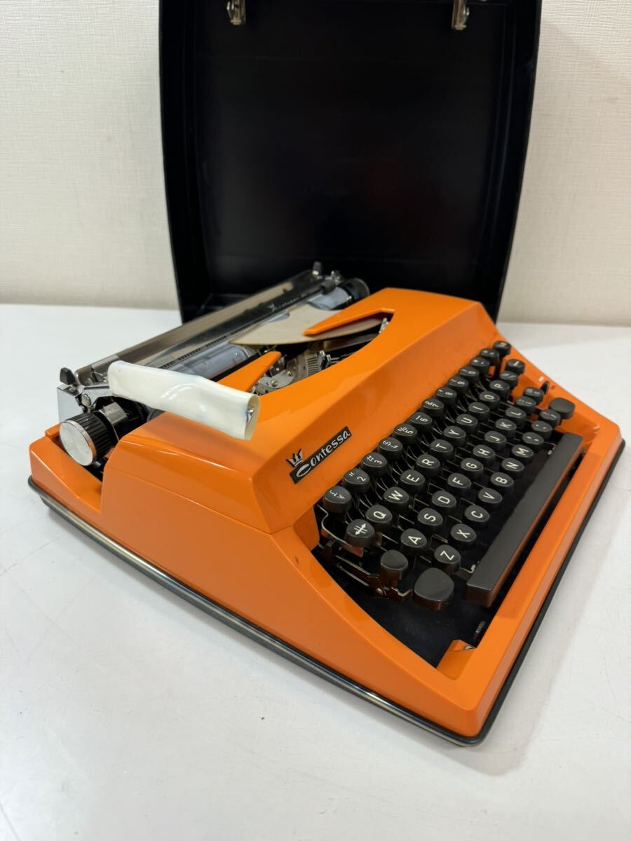  Vintage typewriter Conte sa Deluxe Triumph TRIUMPH Contessa T-A Holland made case attaching 