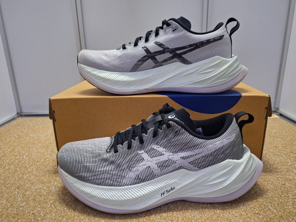 26.0cm asics SUPER BLAST アシックス　スーパーブラスト　厚底　箱付き