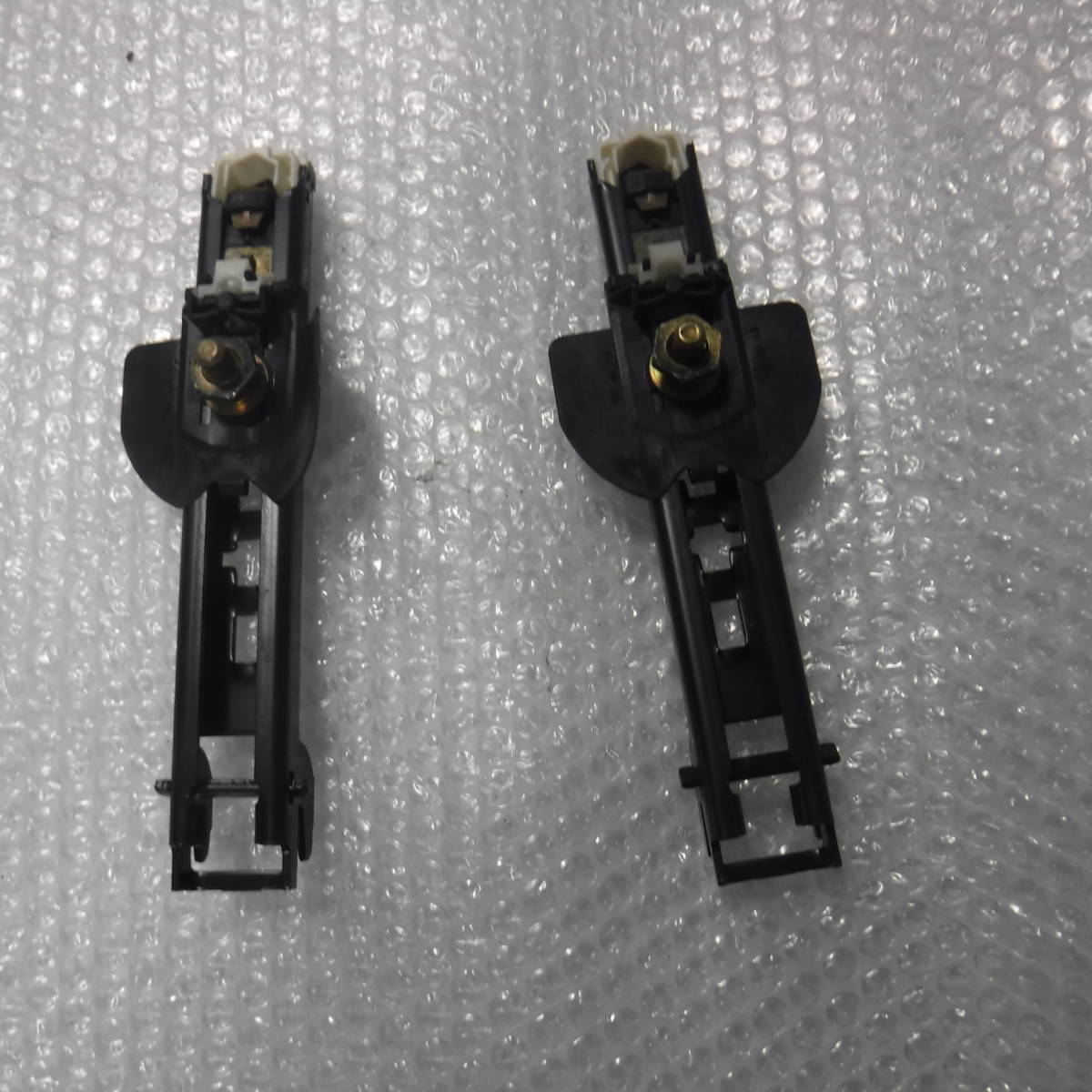 ヤフオク アウディa4 8d フロントシートベルト高さ調整ス ヤフオク アウディa4 8d フロントシートベルト高さ調整ス