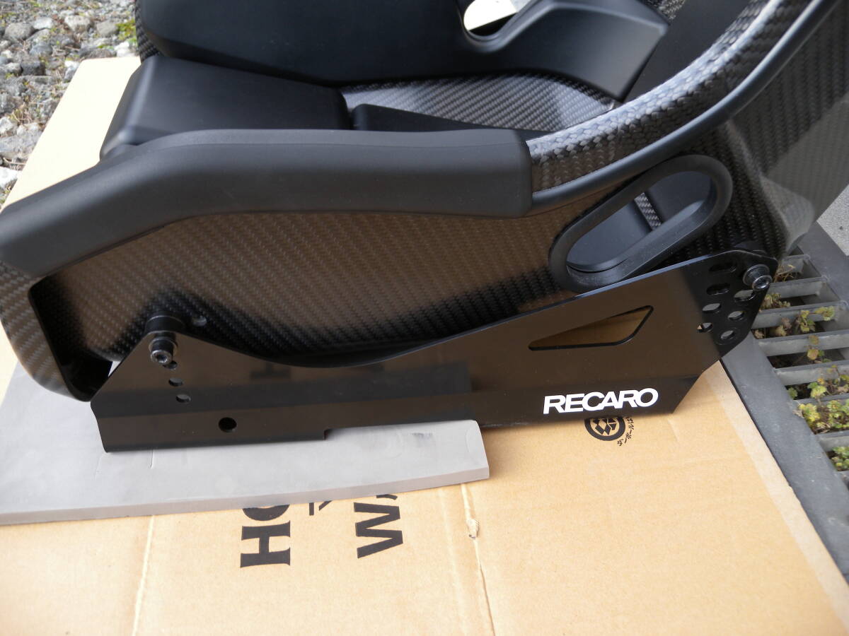 RECARO PRO RACER RMS2600A （オートクレーブカーボンファイバーシェル）専用サイドアダプター付き_画像7