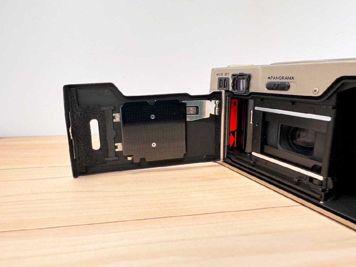 中古/現状渡し☆ Nikon/ニコン☆ コンパクトフィルムカメラ35Ti 中古/現状渡し☆ Nikon/ニコン☆ コンパクトフィルムカメラ35Ti