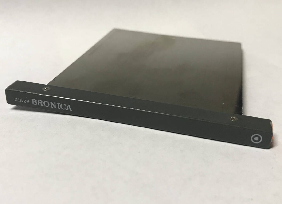 Yahoo!オークション - 引き蓋 (ZENZA BRONICA SQ用 )遮光版 Yahoo!オークション - 引き蓋 (ZENZA BRONICA SQ用 )遮光版