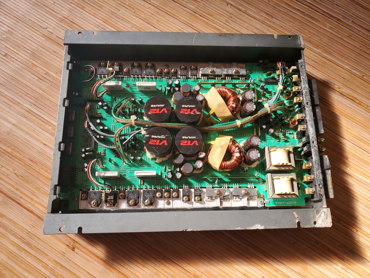 アルパイン ALPINE アンプ パワーアンプ V12 MRV-1000 ケーブル付き 音響 音楽 オーディオ 2ch ウーファー 車の画像7