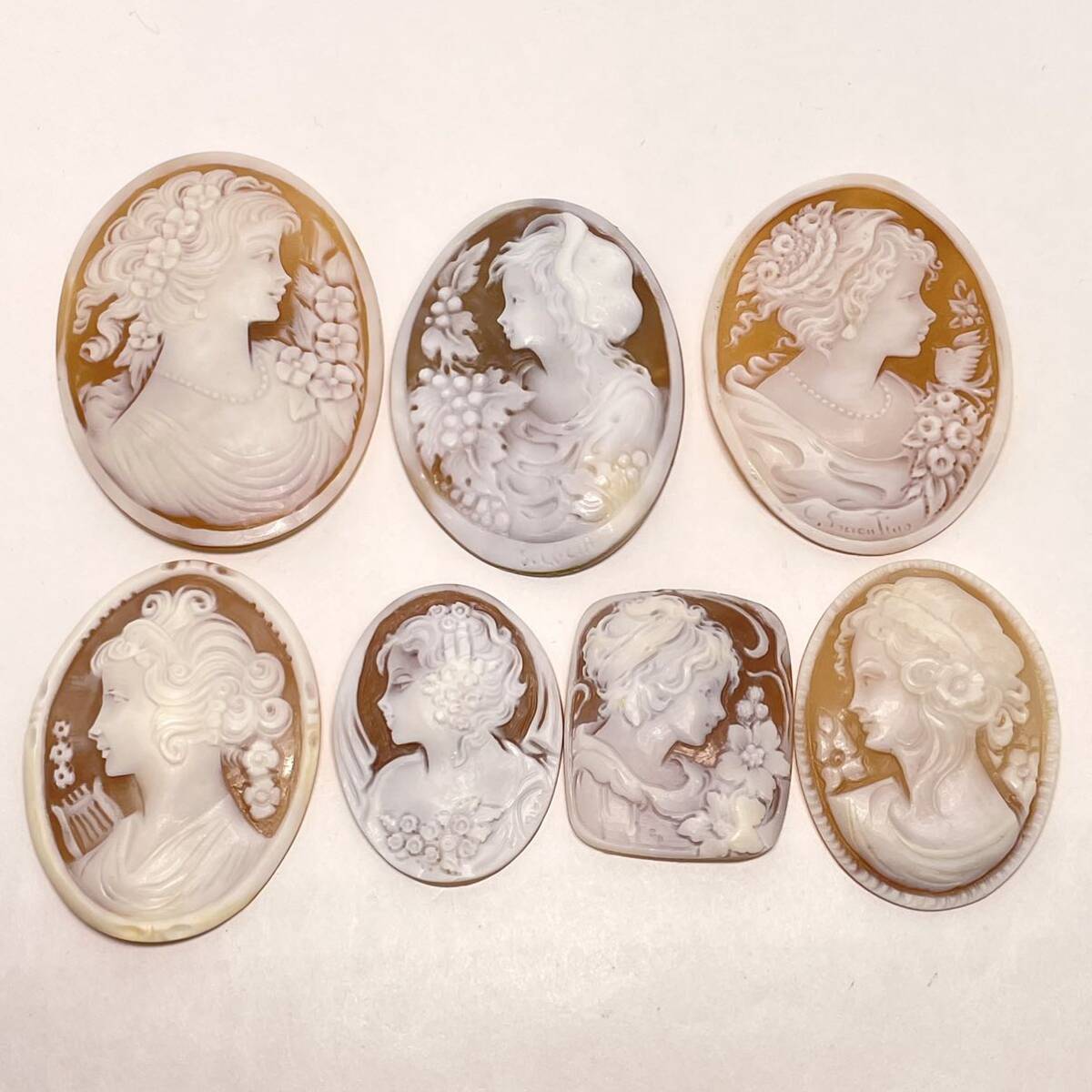 ☆シェルカメオおまとめ 重量52.4g☆彫刻 サイン入りあり ルース 貴婦人 CAMEO M3009の画像1