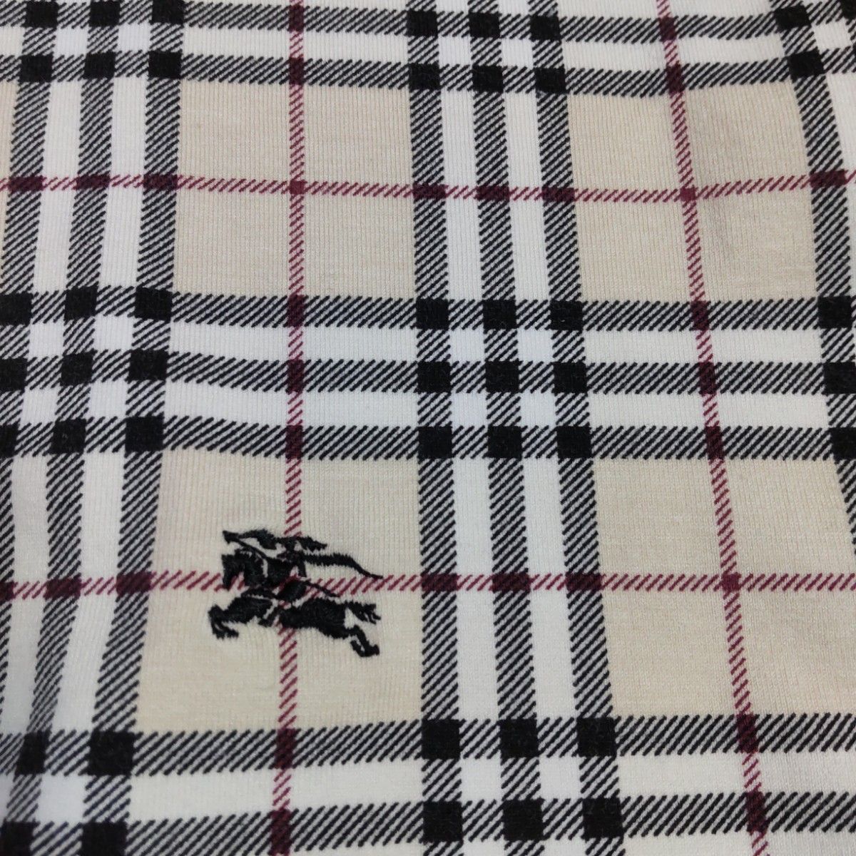 【美品】BURBERRY ノバチェック　 七分袖カットソー　トップス　刺繍ロゴ　 三陽商会　伸縮性 有ります