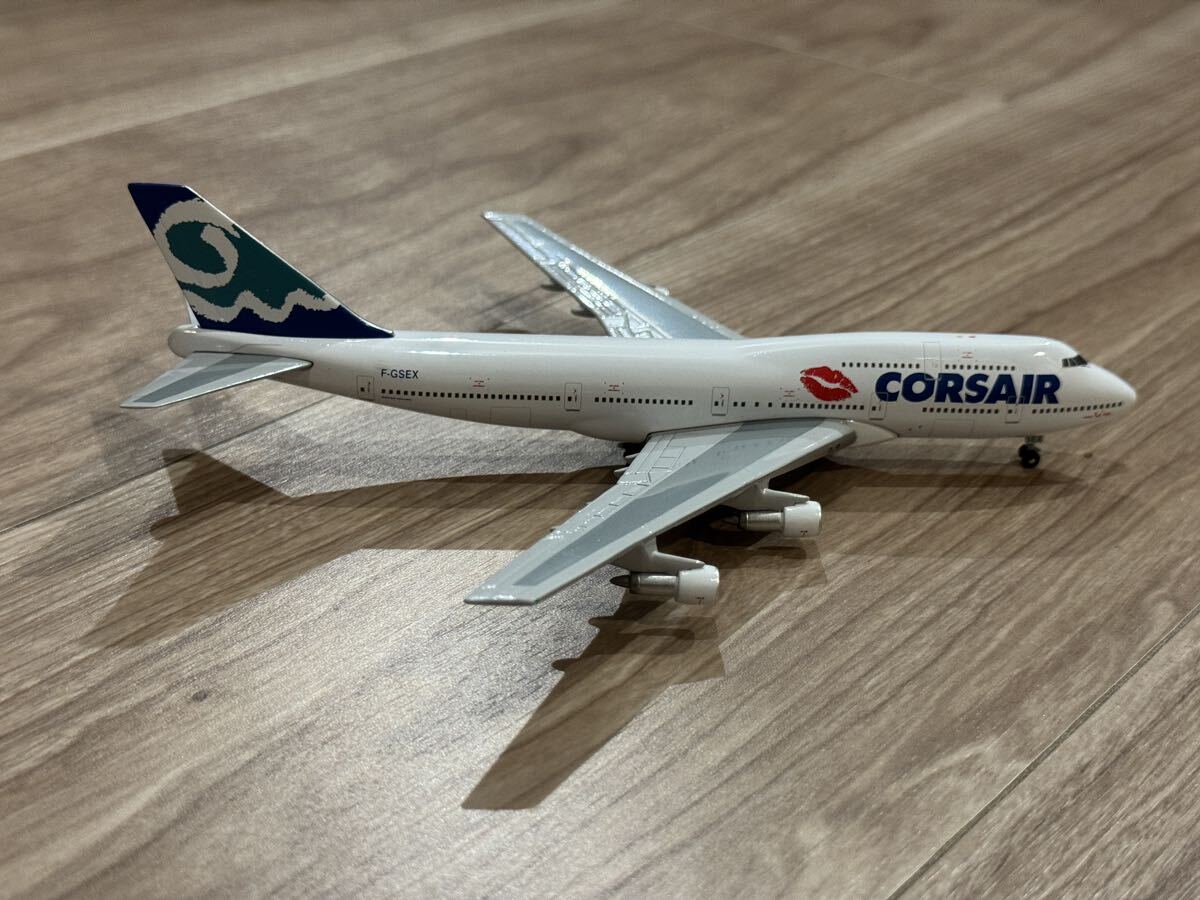Gemini Jets CORSAIR ボーイング 747-300 1/400_画像4