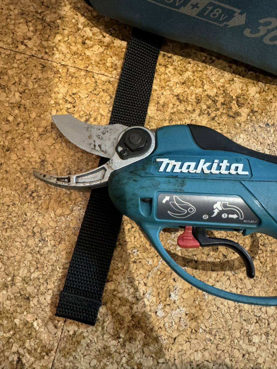 makita UP362D б/у Makita обрезные ножницы 