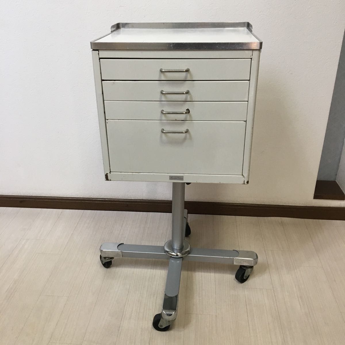 デンタルキャビネット 宮下キャビネット 医療用ヴィンテージ デンタルキャビネット 宮下キャビネット 医療用ヴィンテージ