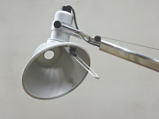 ②⑥Artemide アルテミデ TOLOMEO Microトロメオマイクロ スタンドライト 照明　難有り　USED品_画像2