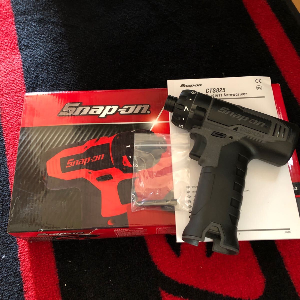  Snap-on 14.4V rechargeable electric driver CTS825 gunmetal Snap-on 1/4 Quick zipper new goods impact driver 