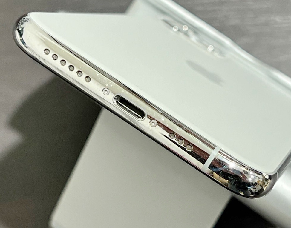 中古品 わけあり simフリー iPhone11 Pro 256GB シルバー|Yahoo 中古品 わけあり simフリー iPhone11 Pro 256GB シルバー|Yahoo