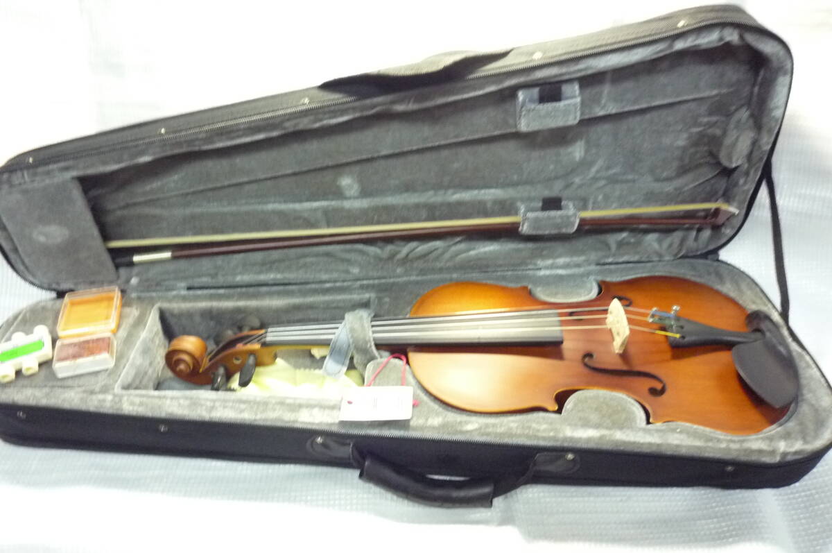 classicバイオリン 長さ58㎝横20㎝　Hallstattハルシュタット　MoDEL　No　V-12　中国製ケース付き中古 _画像1