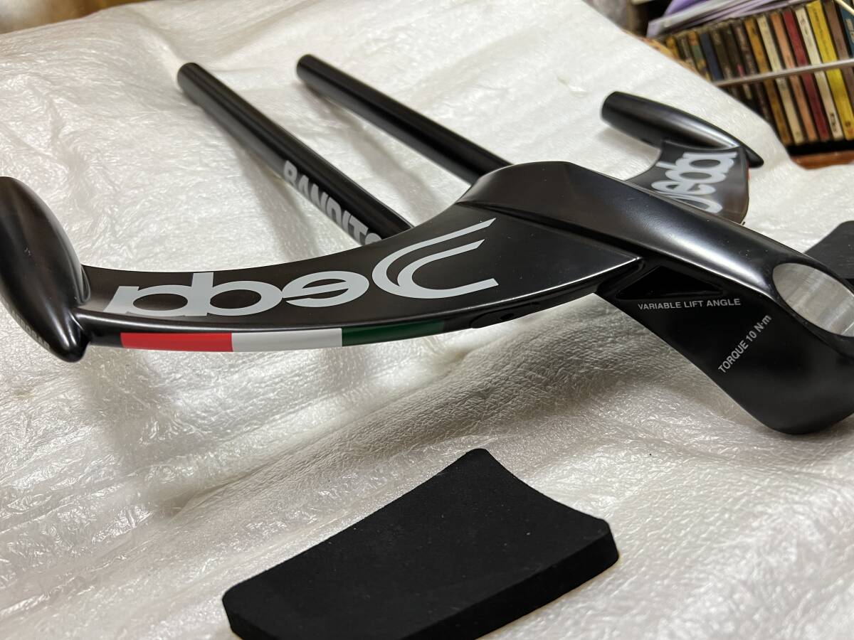 Yahoo!オークション - DEDA BANDITO DH AERO カーボン TTバー Yahoo!オークション - DEDA BANDITO DH AERO カーボン TTバー