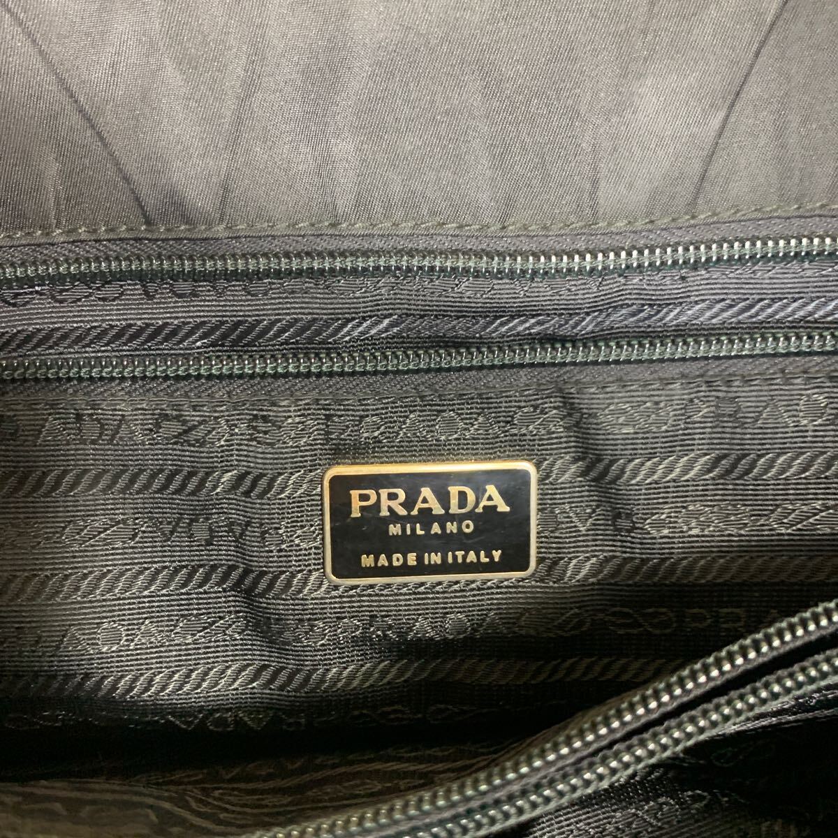 PRADA プラダ トートバッグ ナイロン ブラック 黒 バッグ 三角ロゴ 本体28㎝×34㎝×マチ幅10㎝(その1 / 5)_画像8