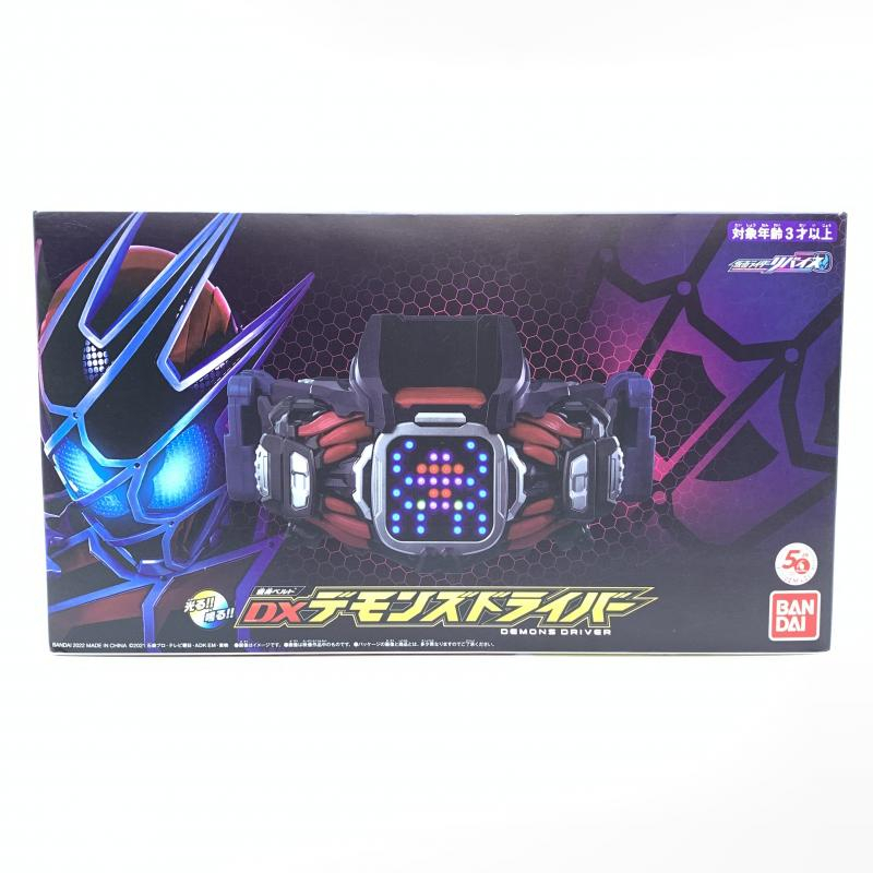 【中古】開封) BANDAI 仮面ライダーリバイス　変身ベルト DXデモンズドライバー[240024404115]