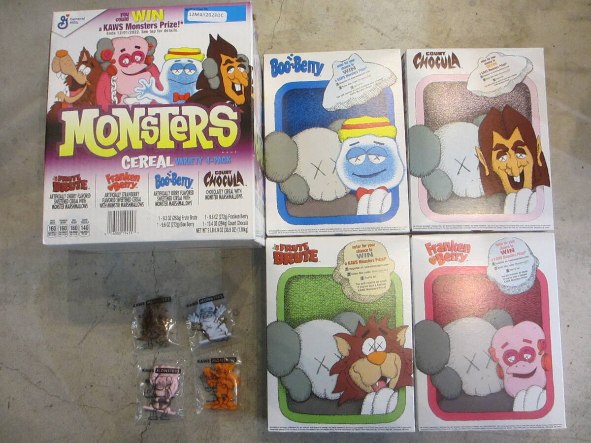 未開封 KAWS Limited Toys General Mills Monsters 4種 モンスター シリアル カウズ コラボ おもちゃ トイ フランケンベリー ブーベリー_画像1
