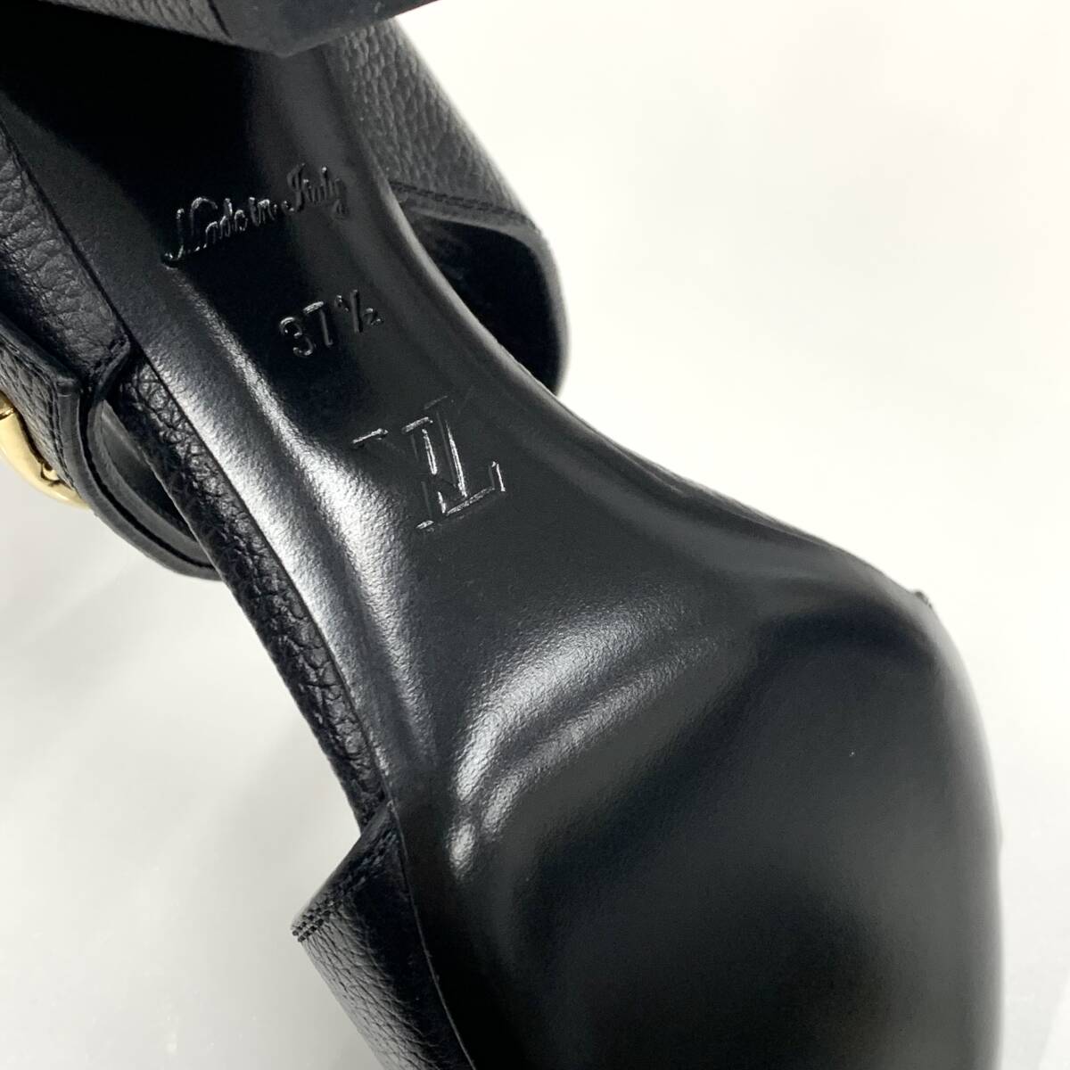 9126 ヴィトン ホライズンライン レザー LV金具 サンダル 9126 ヴィトン ホライズンライン レザー LV金具 サンダル