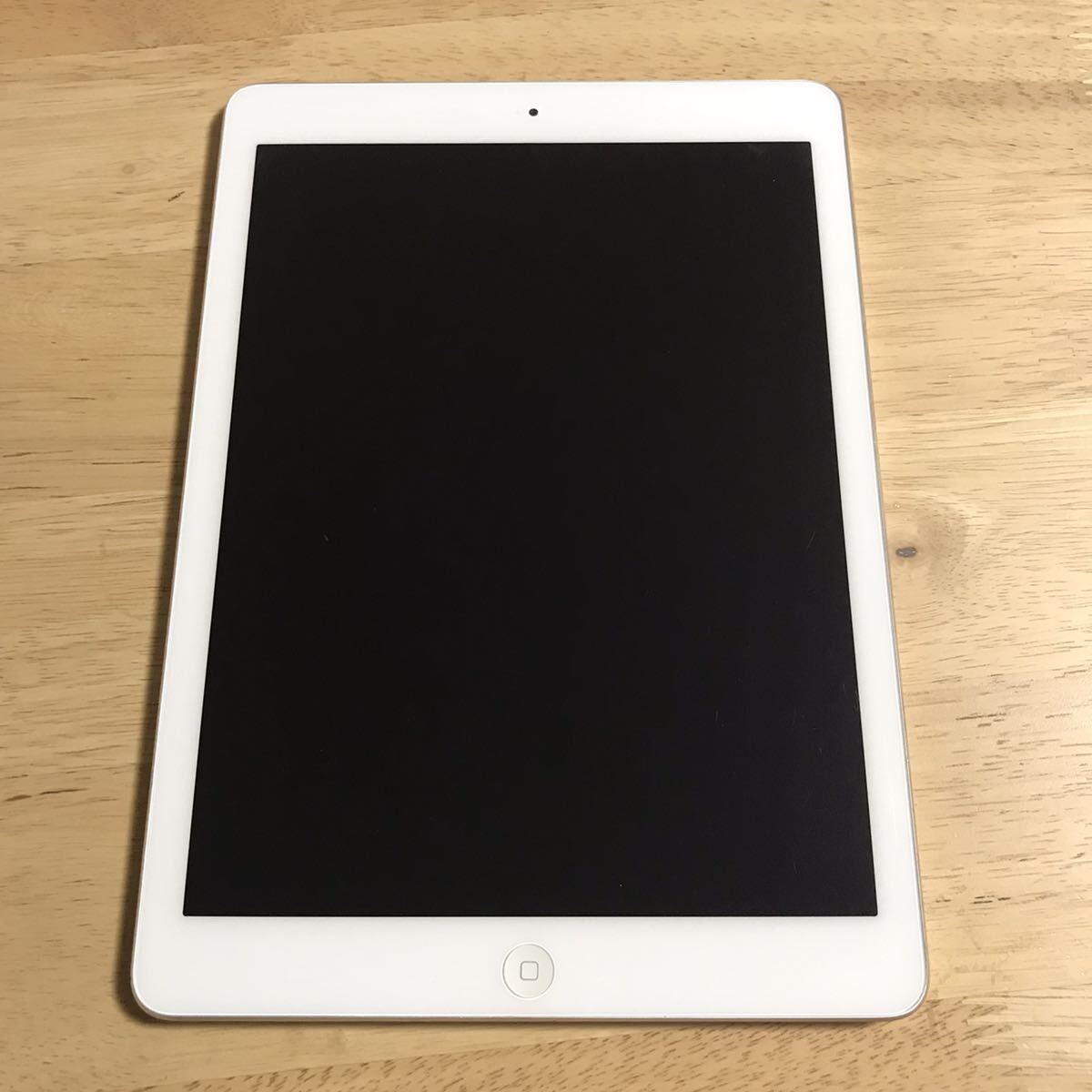 iPad Air A1474 電源が入りません 完全ジャンク品_画像1