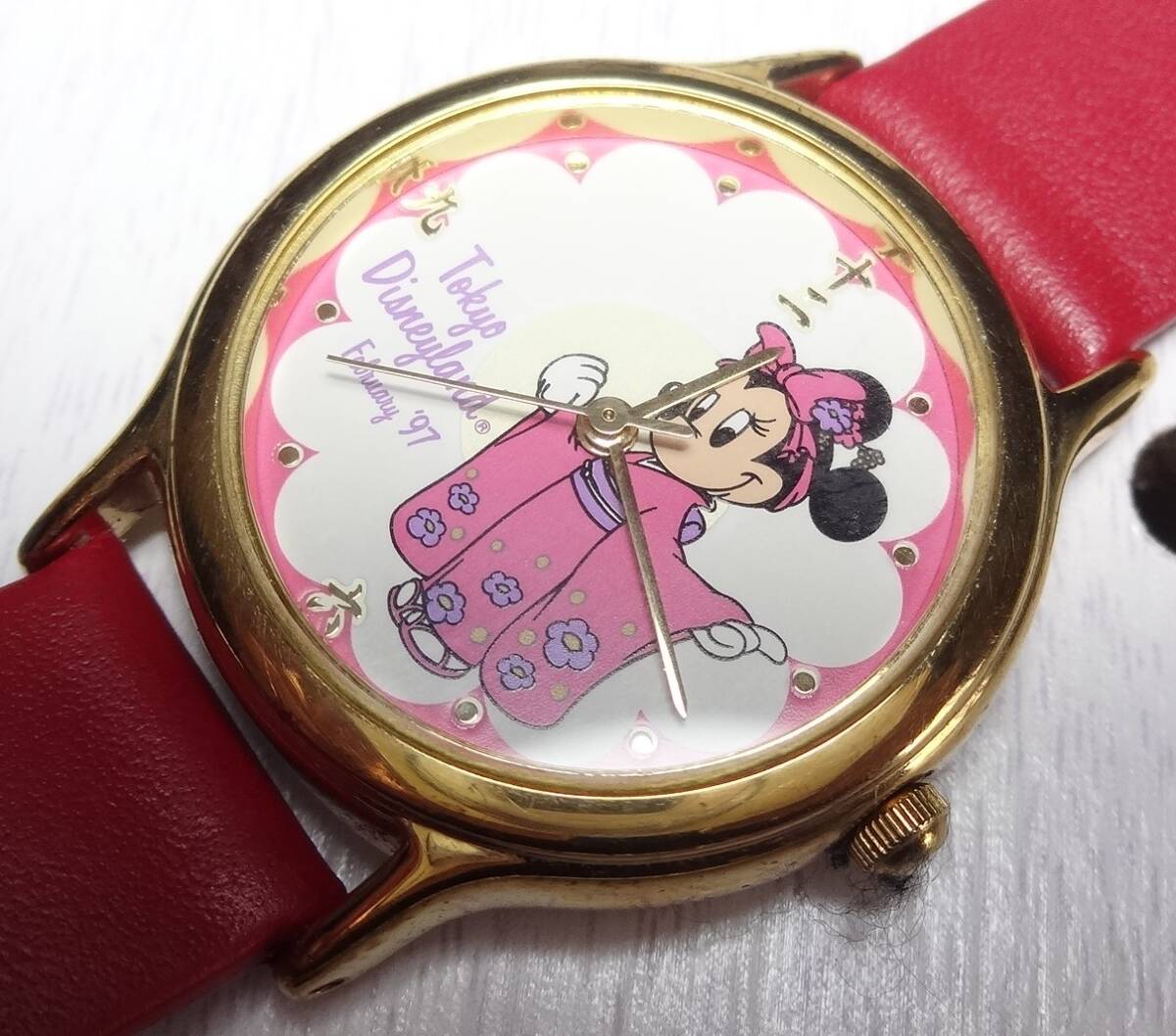 整備済 90年代 ビンテージ SEIKO ミニーマウス 着物 漢字 レディースウォッチ 腕時計 ディズニーランド限定 セイコーの画像3