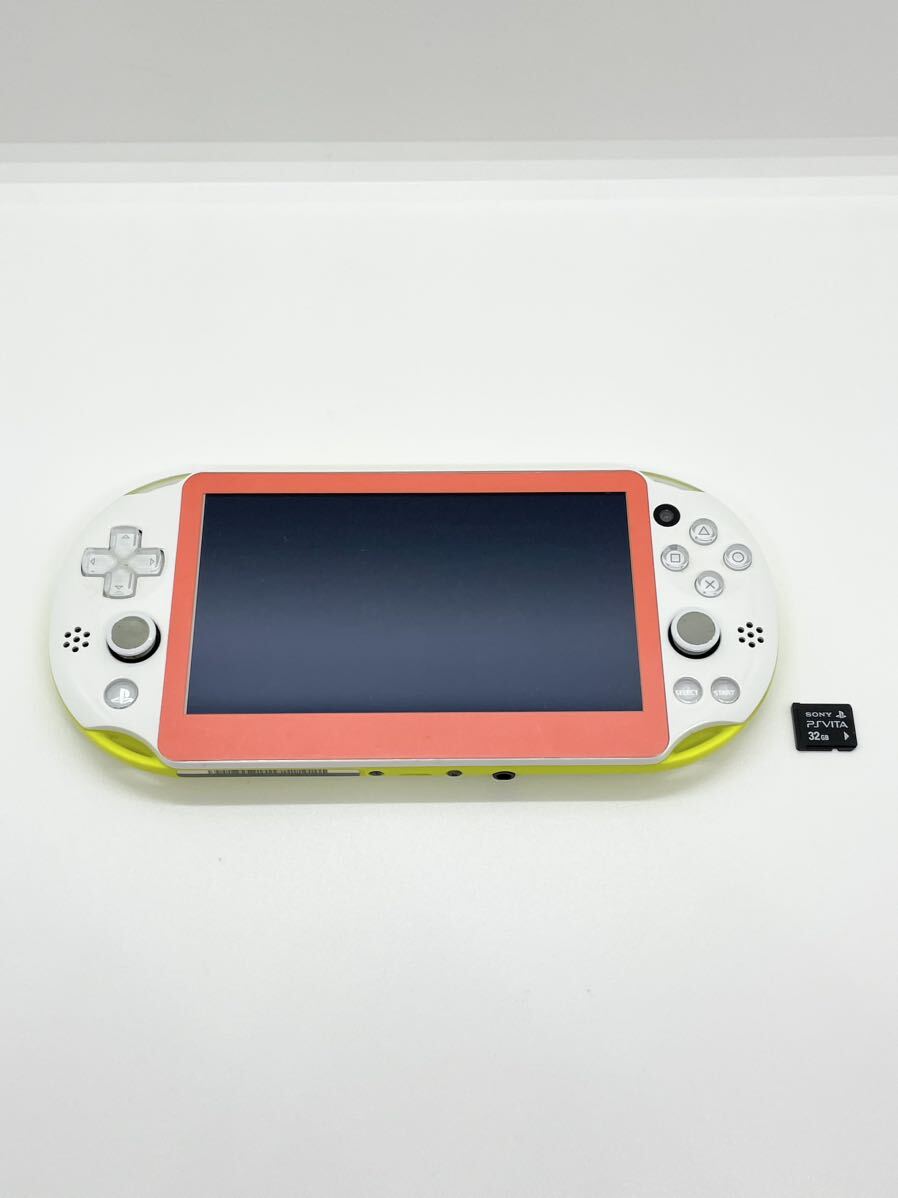 【ジャンク】メモリーカード32gb付き　PlayStation Vita Wi-Fiモデル ライムグリーンホワイト 本体　_画像1