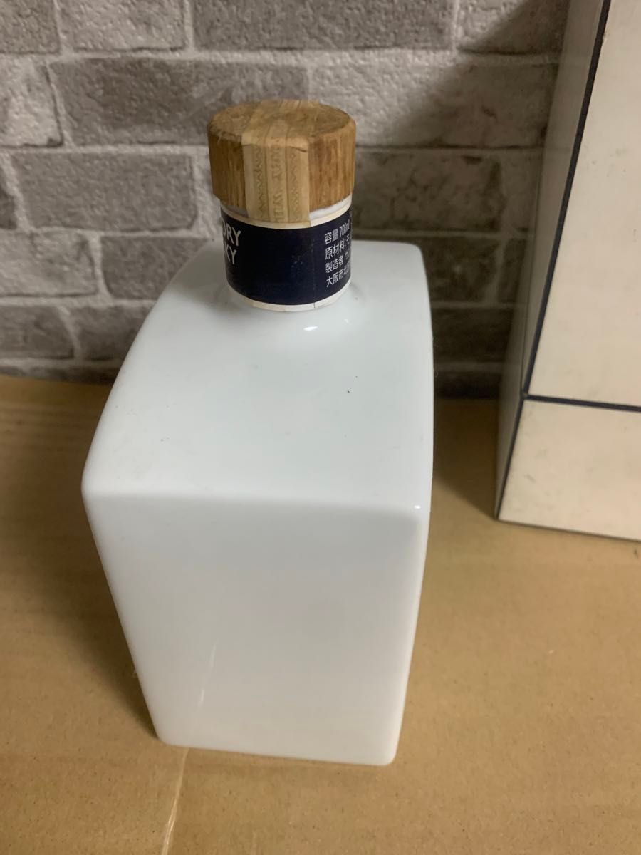 SUNTORY サントリー ウイスキー佐治敬三就任記念ボトル 700ml 43 SUNTORY サントリー ウイスキー佐治敬三就任記念ボトル 700ml 43
