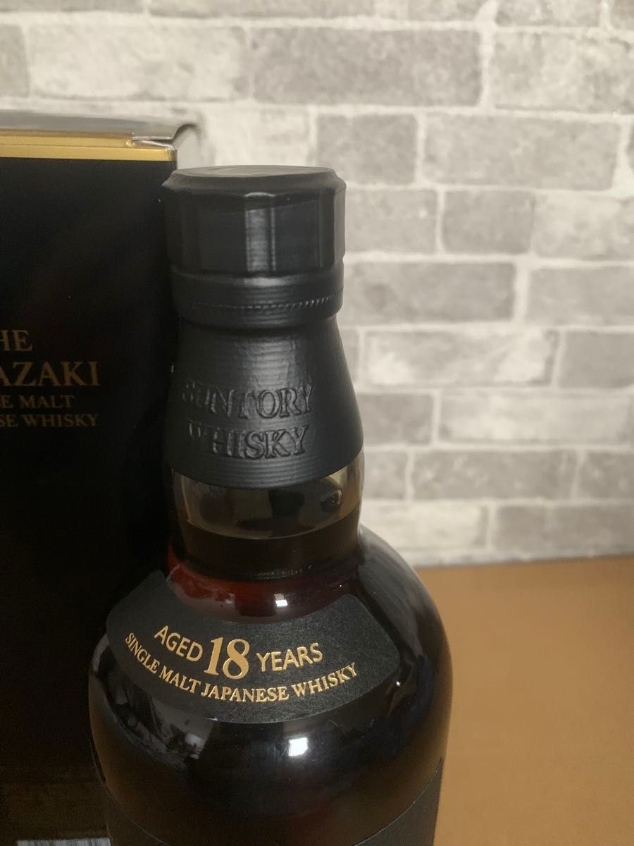 SUNTORY YAMAZAKI サントリー ウイスキー 山崎18年シングルモルト   箱あり