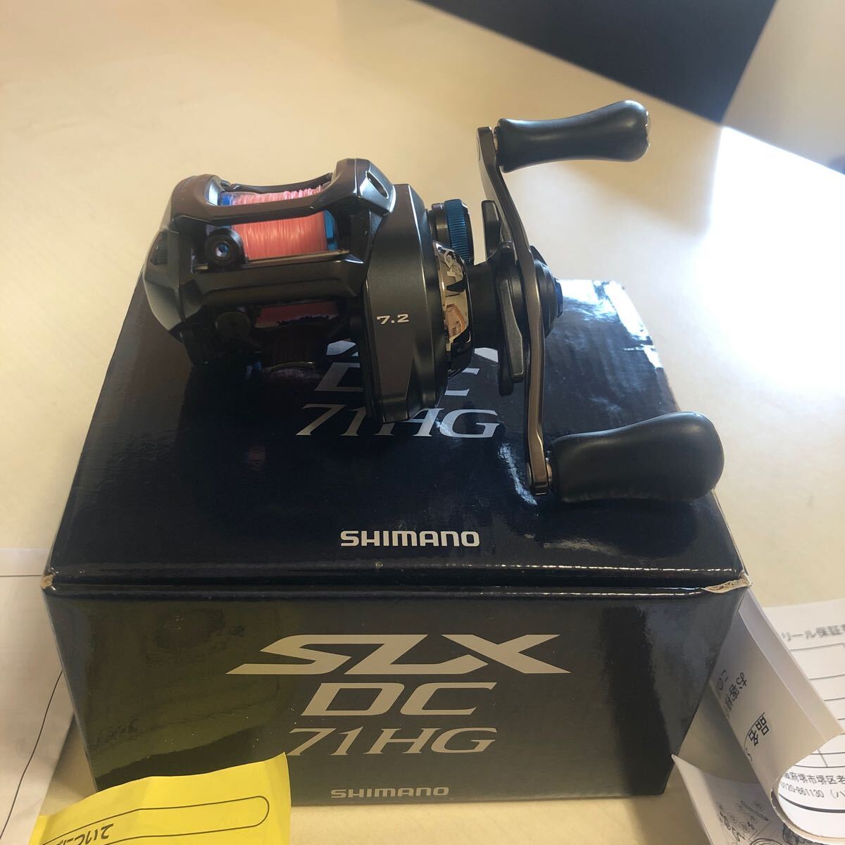 【極美品】SHIMANO シマノ　ベイトリール 71HG ほぼ未使用　糸付き　SLX DC 71HG_画像1