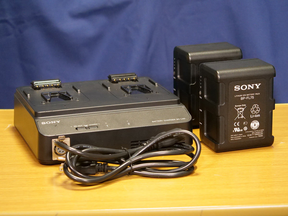 SONY ソニー　BP-FL75(リチウムイオンバッテリー2本) BC-L90(チャージャー)_画像1