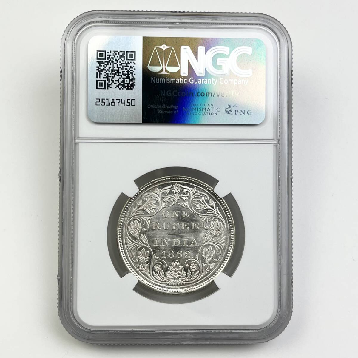 1862B 英領インド ヴィクトリア女王 1ルピー 銀貨 NGC MS61 ボンベイ　アンティークコイン 貨幣 硬貨 金貨 世界 (管理C47)_画像4
