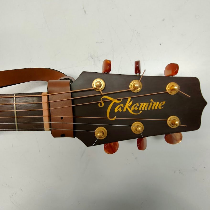 【大黒屋82】【受取に来れる方限定】 タカミネ アコースティックギター NPT-012BS ケース付き 返品交換不可の画像6