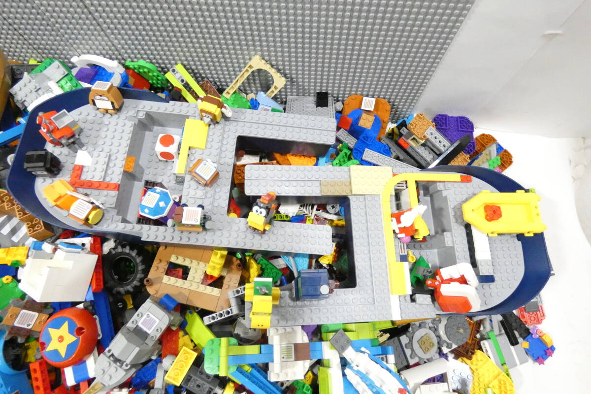 7109T/LEGO レゴ ブロック 大量 スーパーマリオ シティ 大きな船 ベース クレーン車他 重量 18ｋｇ以上_画像6