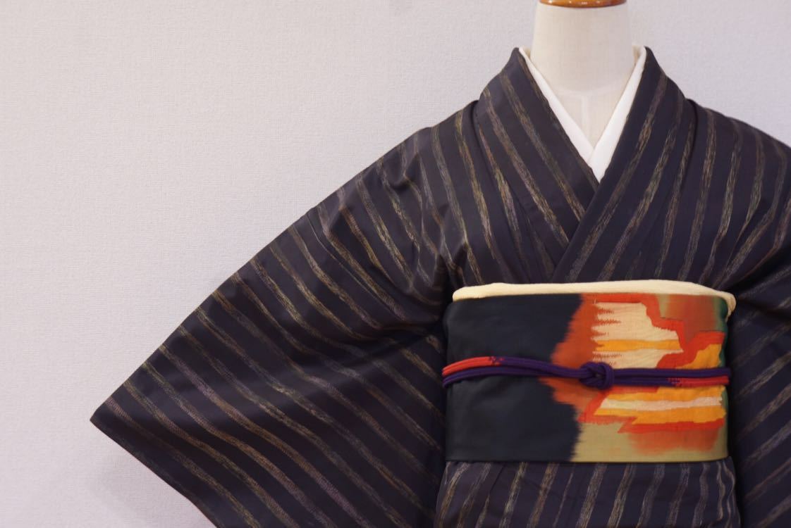 中古着物 対応身長155 程 シックな装いに 普段使いに最適 048 日本代购 买对网 中古着物 対応身長155 程 シックな装いに 普段使いに最適 048 日本代购 买对网