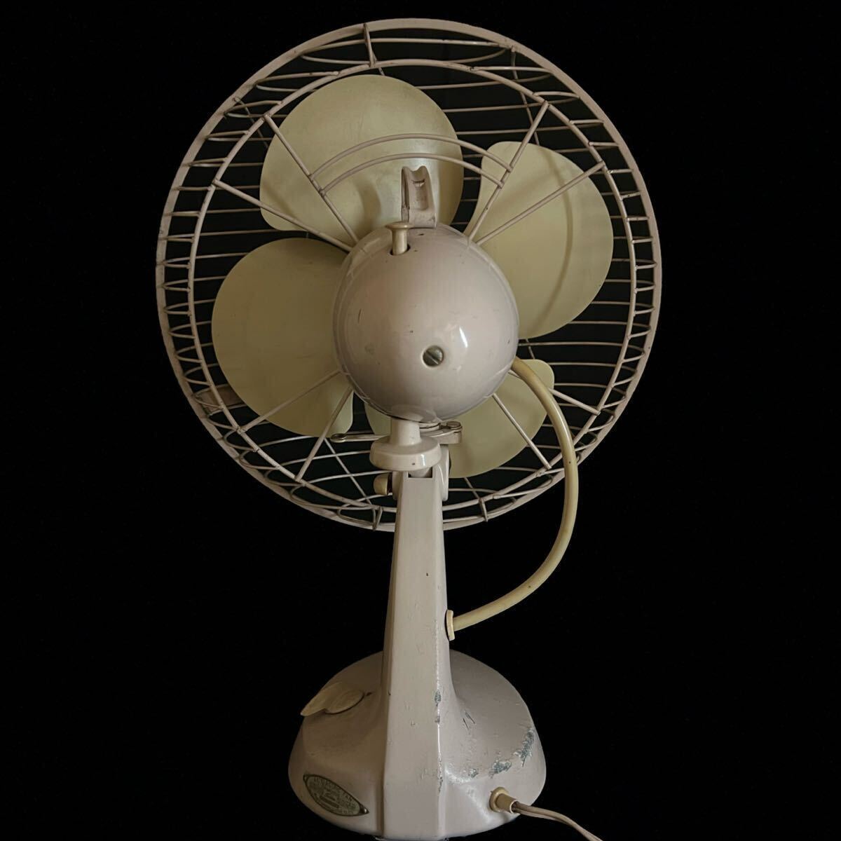 ◇鸛◇ 昭和レトロ TOSHIBA ELECTRIC FAN 扇風機 4枚羽 東芝 稼働品 時代 ビンテージ アンティーク の画像4